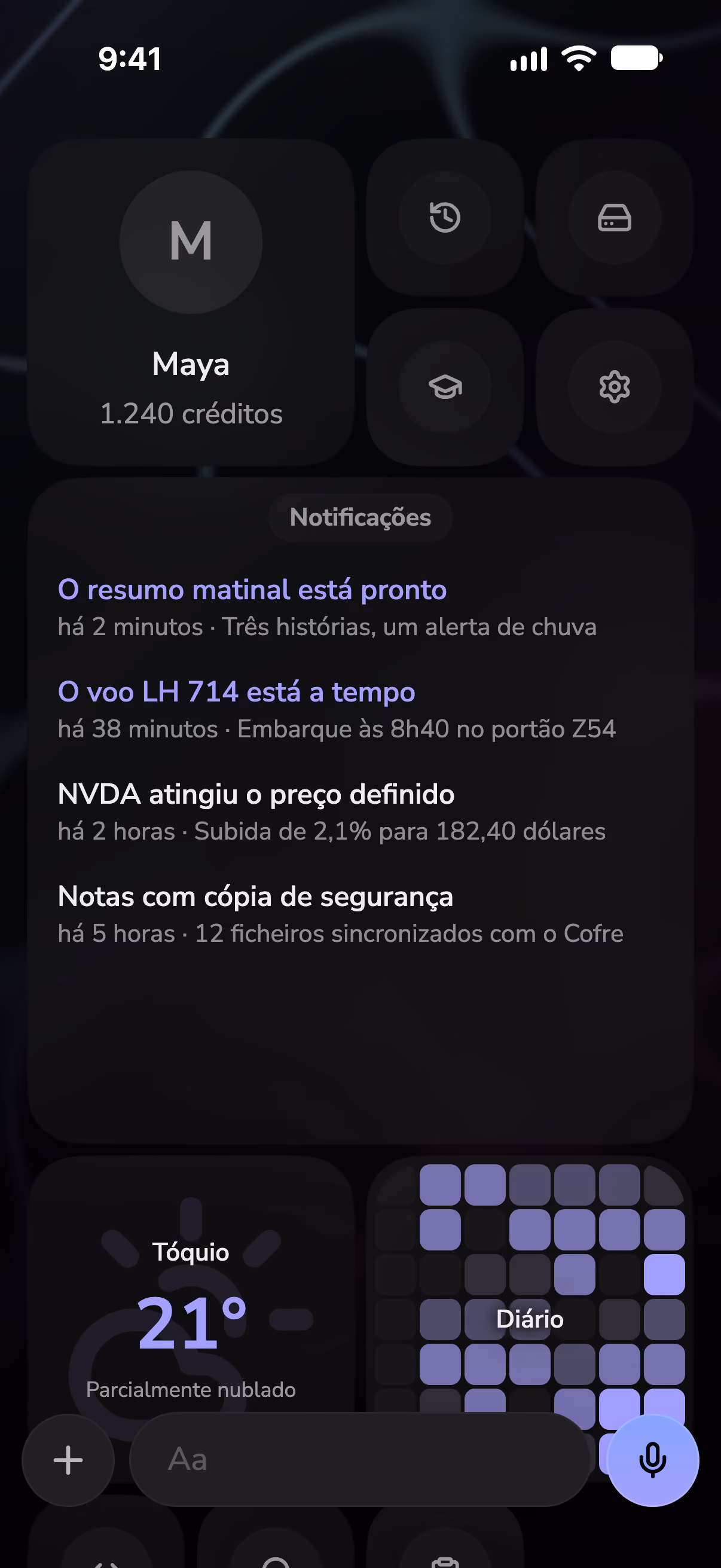 Ecrã inicial do Mono com notificações, um widget de meteorologia e uma sequência de dias de diário